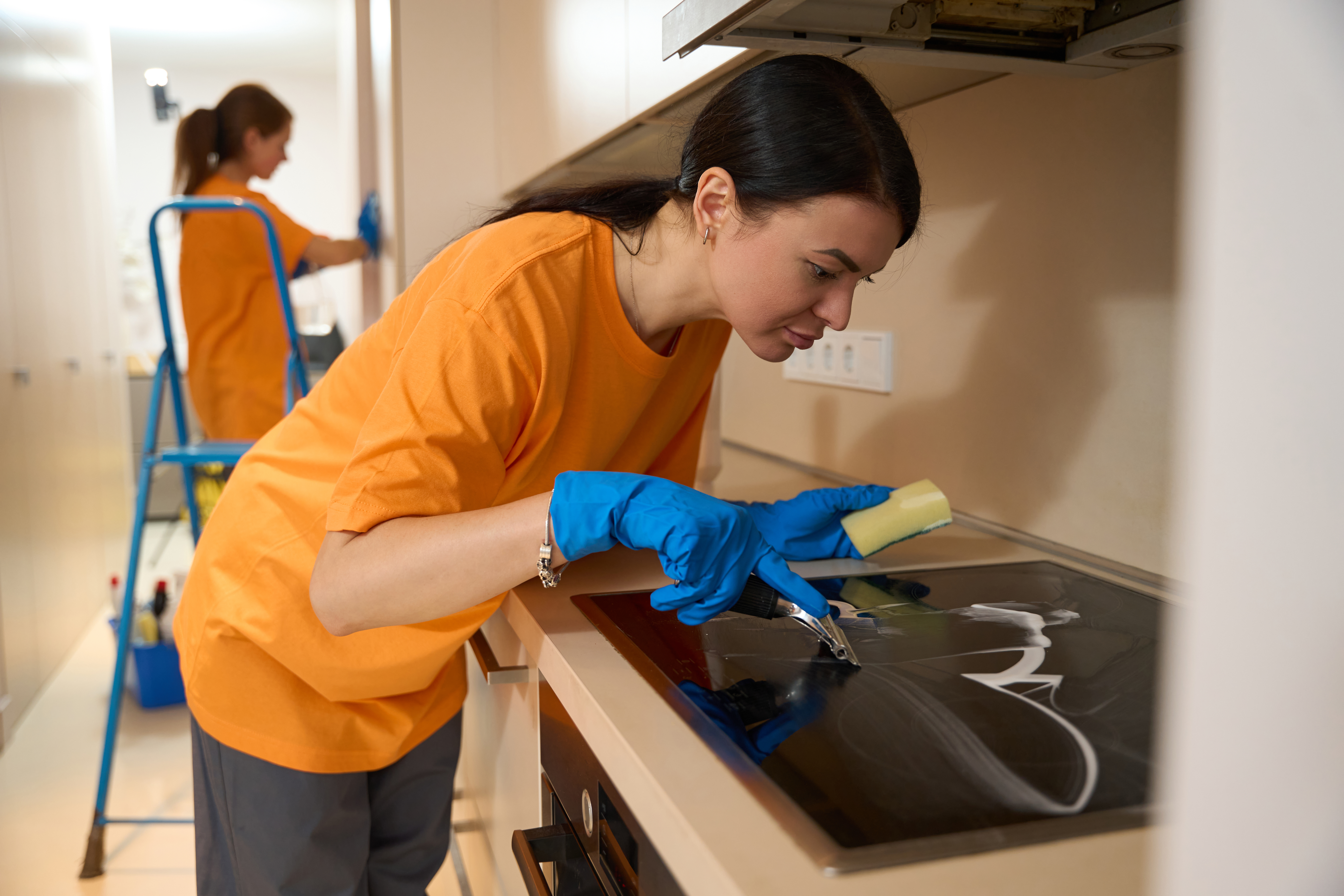 Cleaning equipment